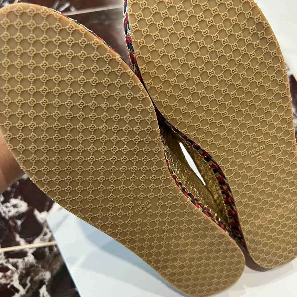 New Gold Gucci espadrilles! - Picture 2 of 9